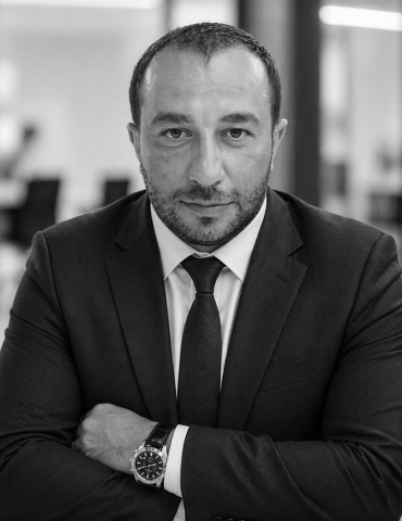 Kenan Bey